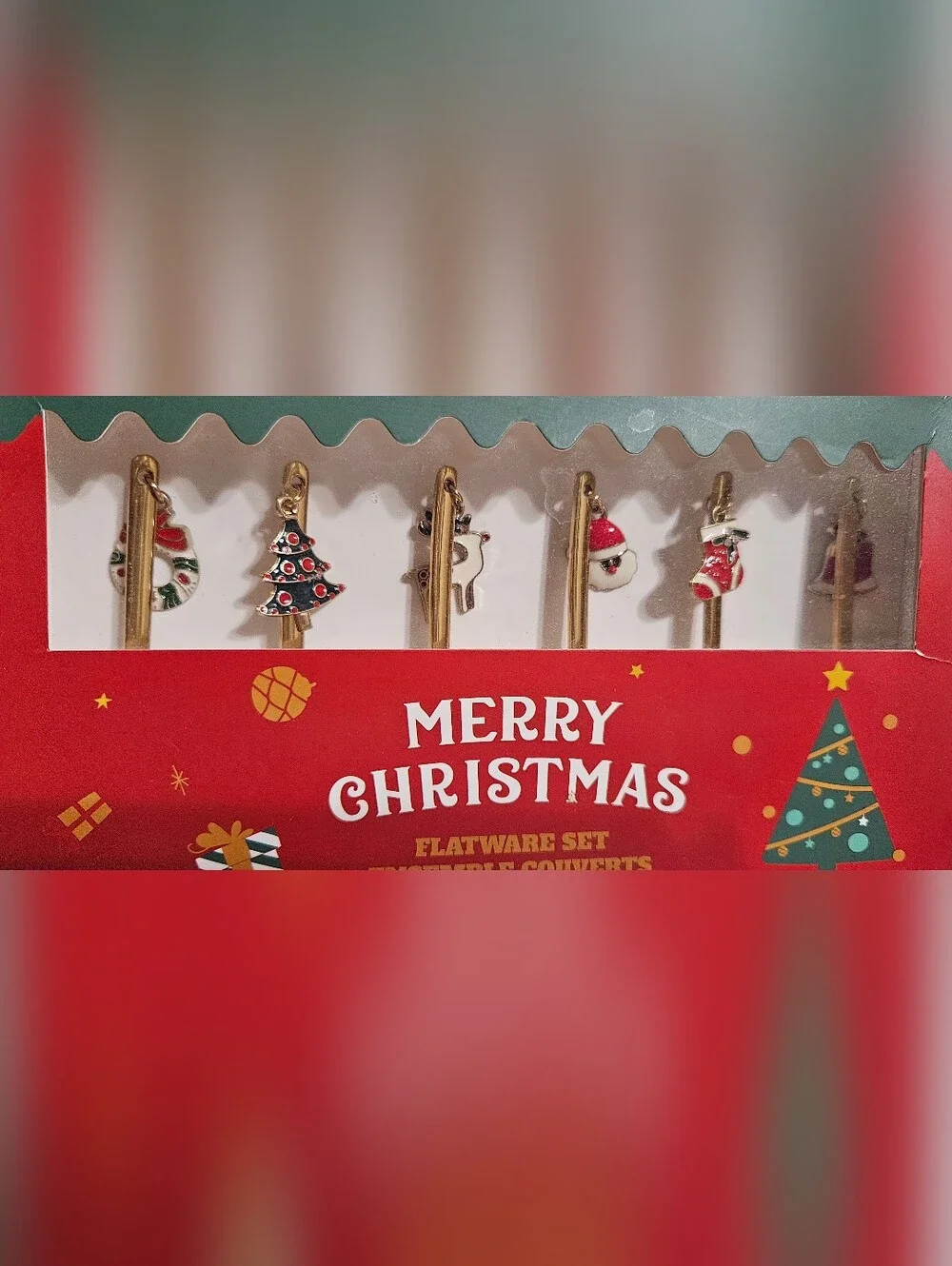 MINISO Gold Christmas Flatware Set - Festive 6-Piece